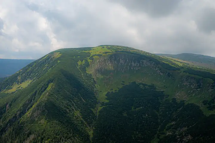 Łagodne grzbiety Karkonoszy