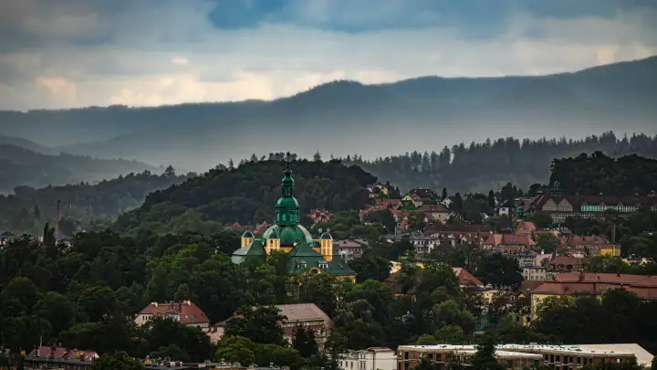 Widok na pasmo Karkonoszy